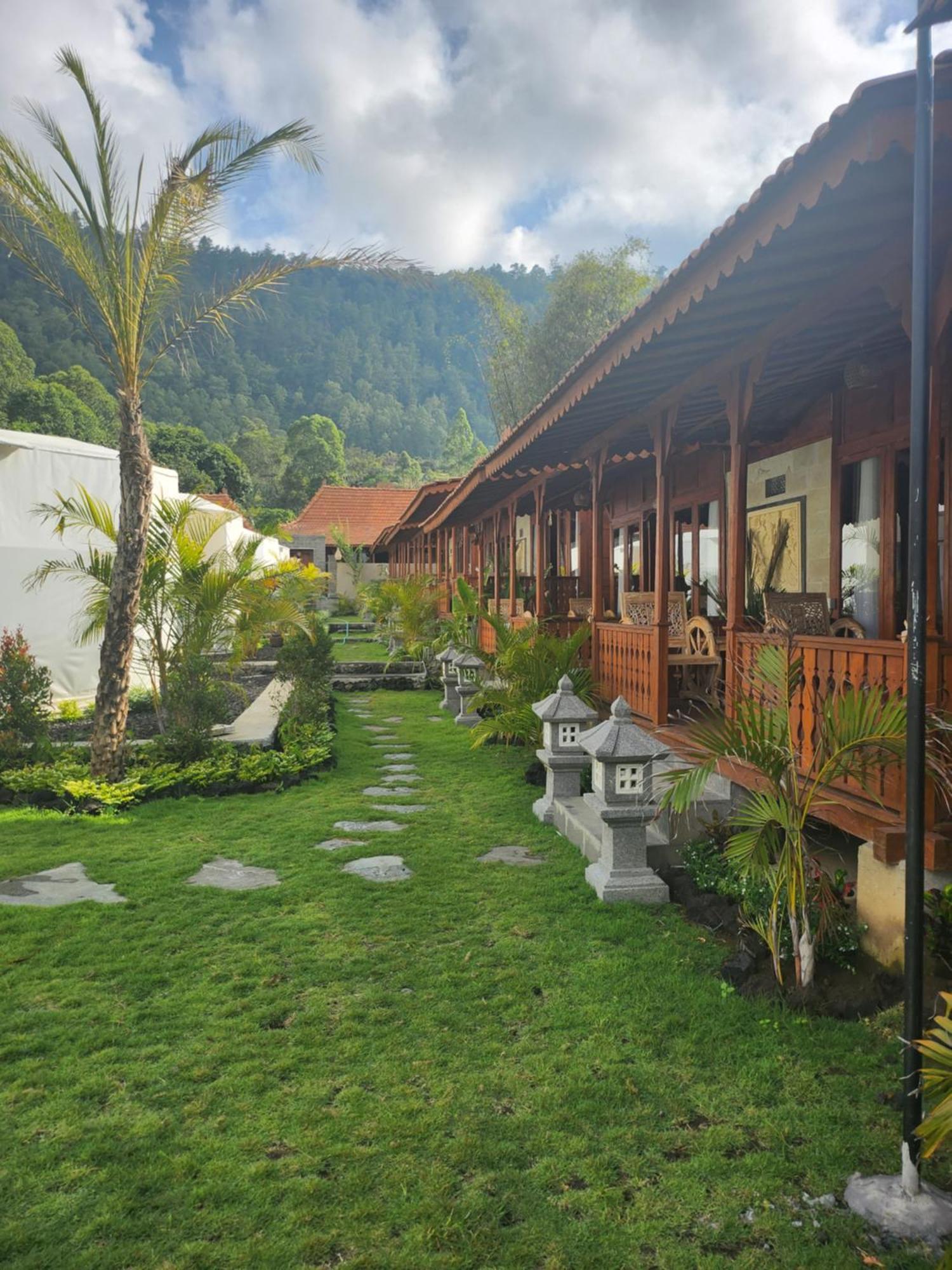 Starlake Villa & Glamping Kubupenlokan Exteriér fotografie
